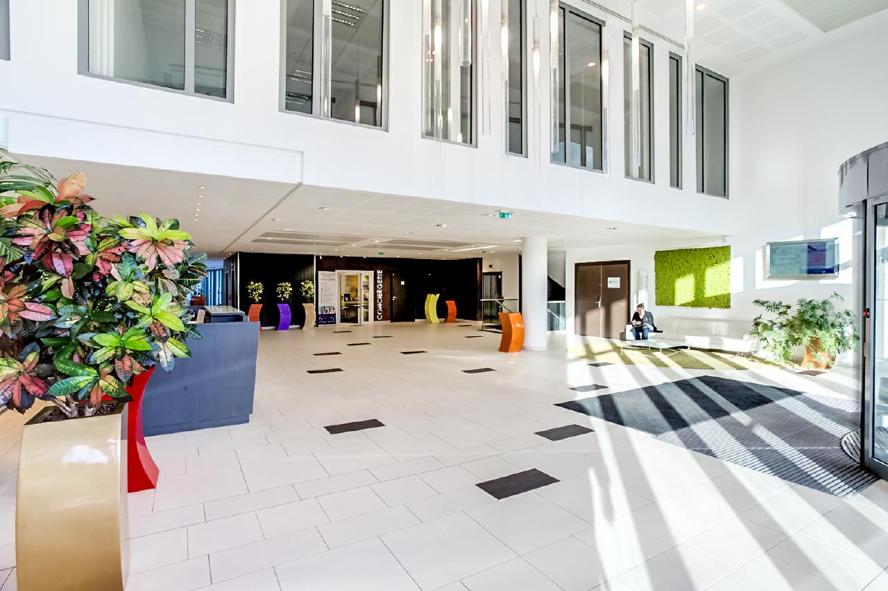 Bureau Noisy-le-Grand 19752m² Location bureau Noisy-le-Grand Seine-Saint-Denis OLBUR2107357 2